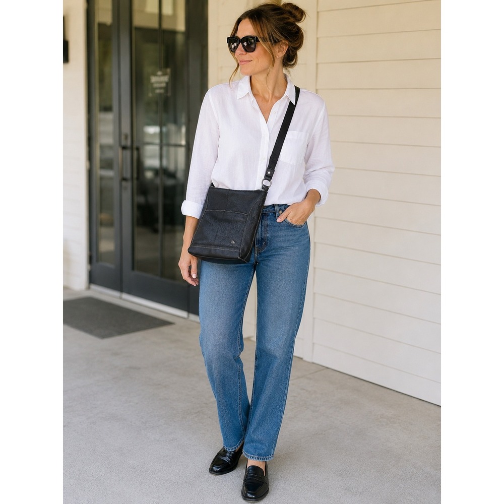 The Sak Black Pebbled Leather Crossbody Bag Adjustable Strap Messenger Pockets